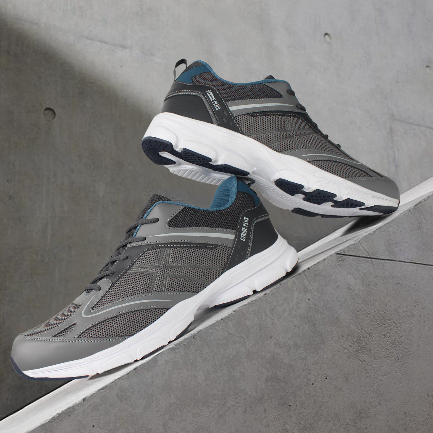 Runova Daily Comfort Walking Sneaker